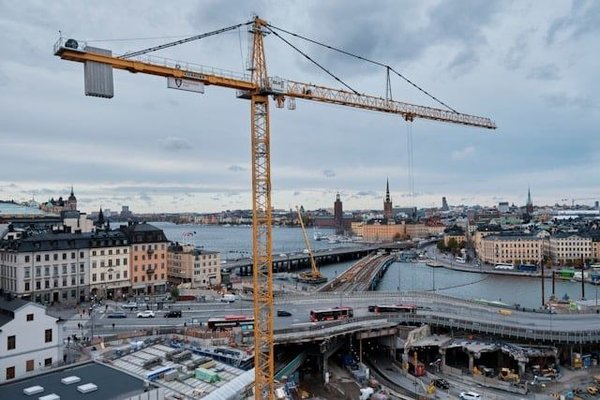 Comment les entreprises du BTP peuvent-elles bénéficier de services de géolocalisation avancée ?